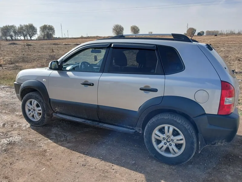 Hyundai Tucson 2008 автомат