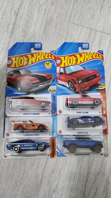 Original HotWheels kolleksion metall mashinkalar 5 Original HotWheels kolleksion metall mashinkalar 5