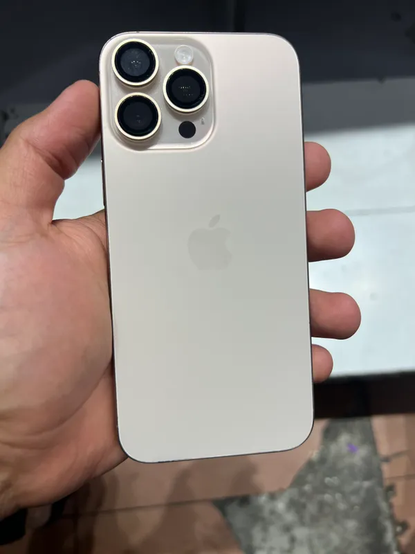 Iphone 16 pro max 256 Desert sim esim — фото 4