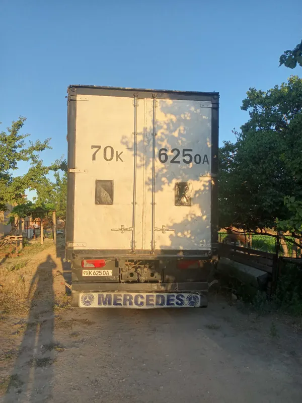 Mercedes benz tentli 3