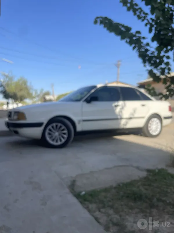Продаётся Audi 80 B4, двигатель 2.4 2 Продаётся Audi 80 B4, двигатель 2.4 2