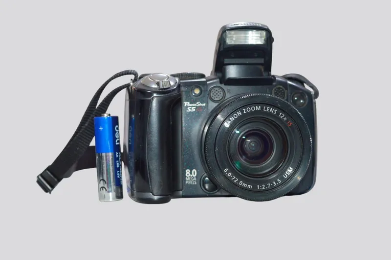 CANON Power shot S5 is