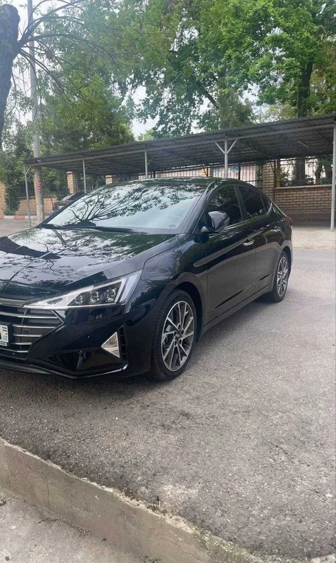 Hyundai Elantra 2020 Чёрный 3 Hyundai Elantra 2020 Чёрный 3