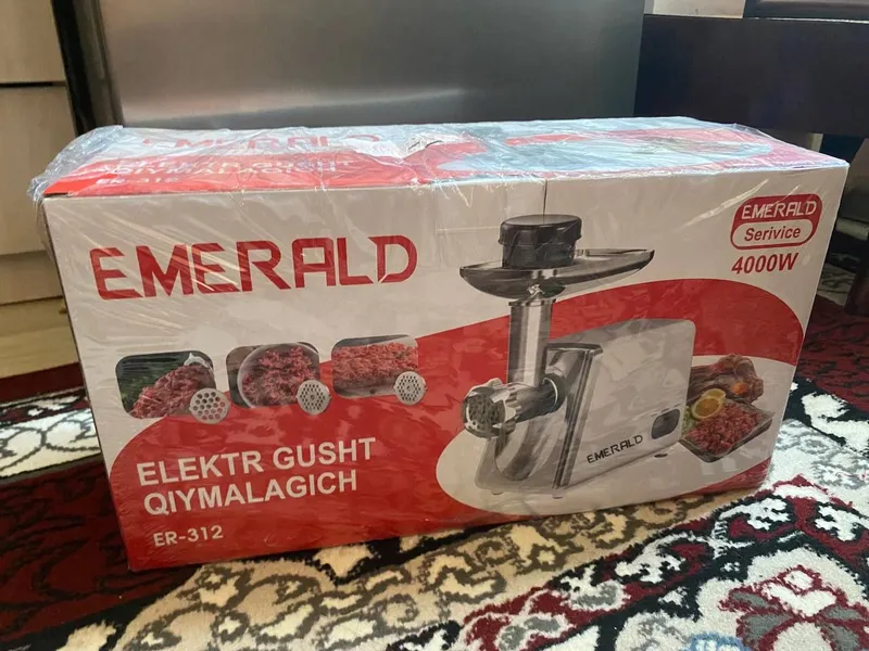 Emerald go'sht qiymalagich.Holati yangi