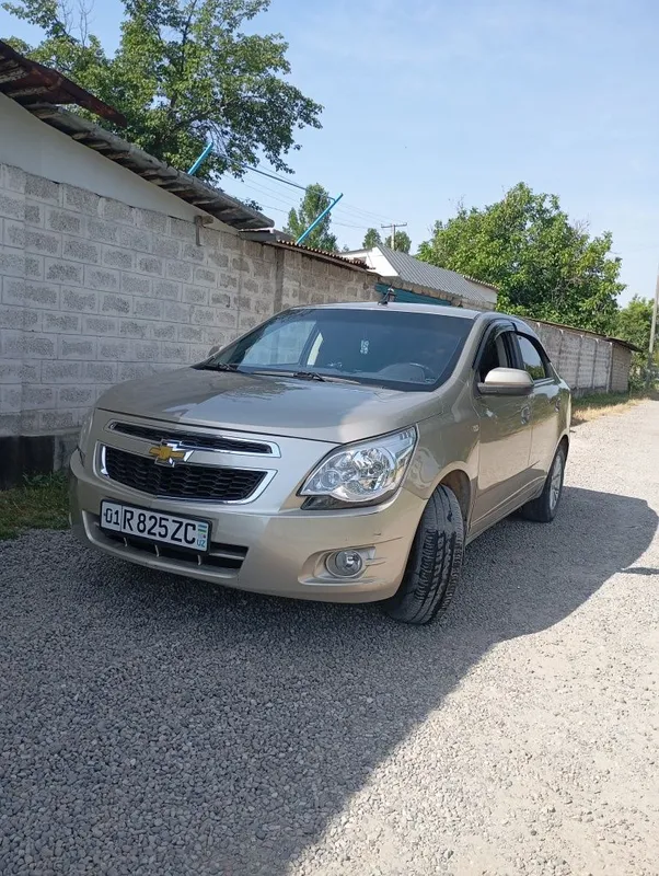 Срочно продается Chevrolet Cobalt 4 позиция в хорошем состоянии. — фото 3