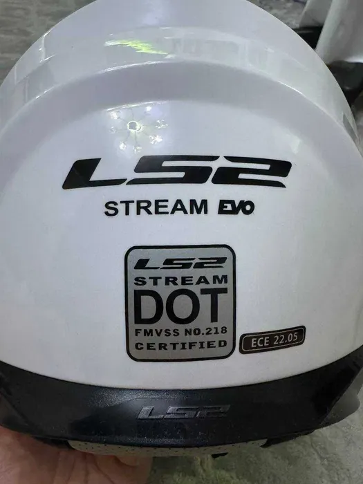 LS2 stream evo motoshlemi. Oq. O‘lcham XL. Ideal. 5