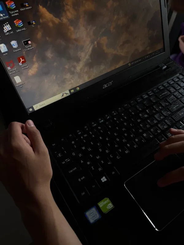 Acer Aspire E5-576G 2 Acer Aspire E5-576G 2