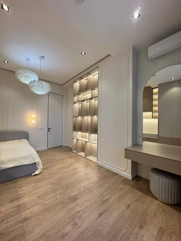 4-комнатная квартира в ЖК Infinity (новостройка), 130 м², 7/14, евро-люкс, с мебелью и техникой 8