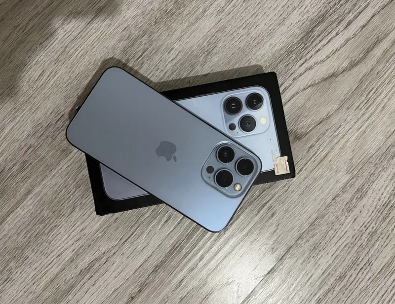 iPhone 13 pro dak kar