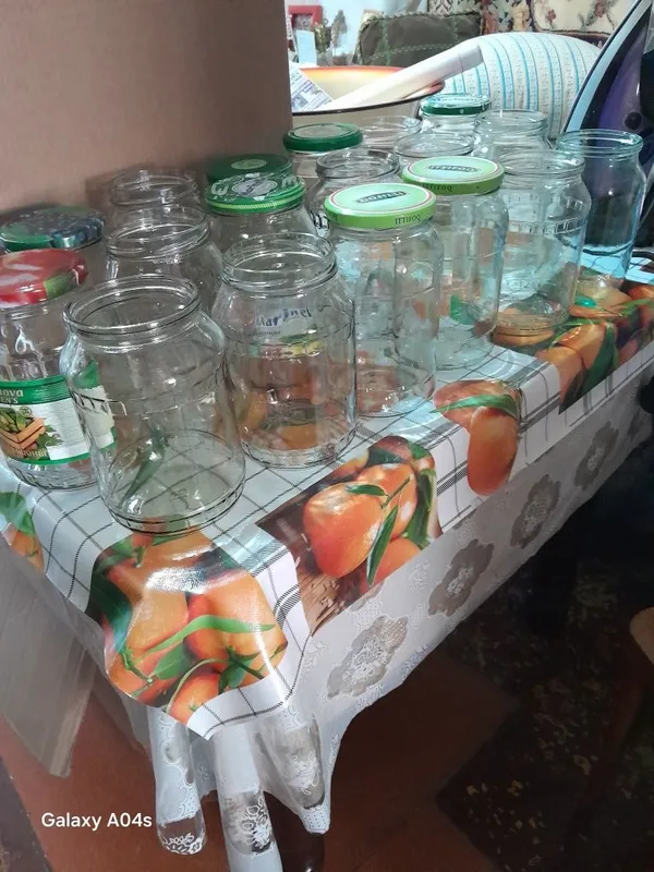 Банки стеклянные, для закруток.
