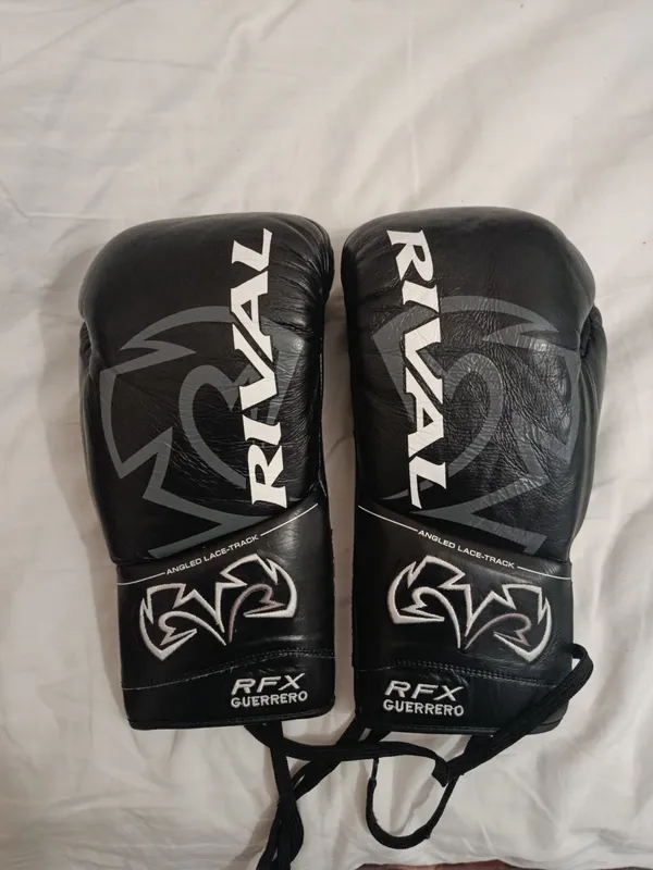 professional boks qoʻlqobi Rival professional boks qoʻlqobi Rival