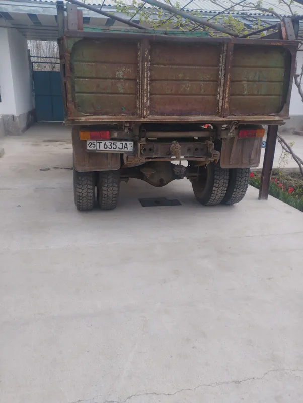 zil sotiladi ishga tayyor xolati yaxshi