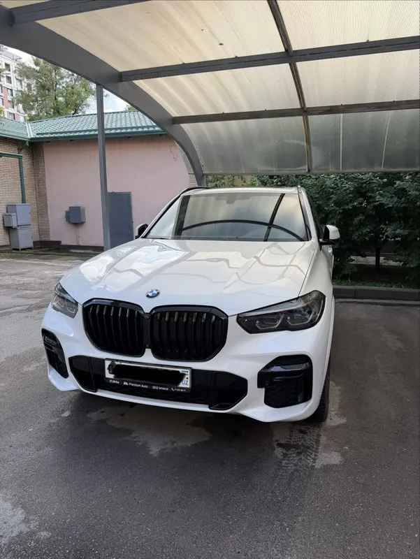 X5 X drive 40i 2022-yil.