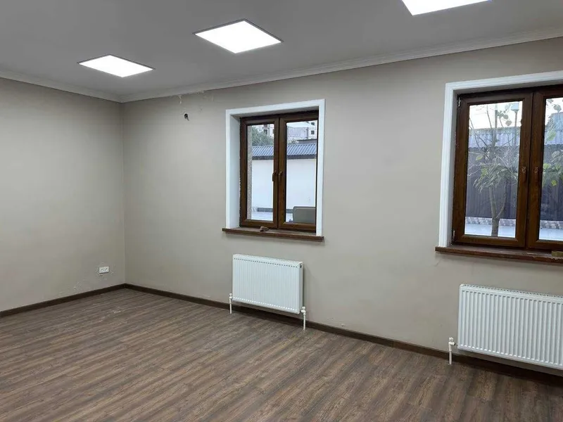 Сдается в аренду - торговое помещение (торговый зал + офис) -167 кв.м. 7