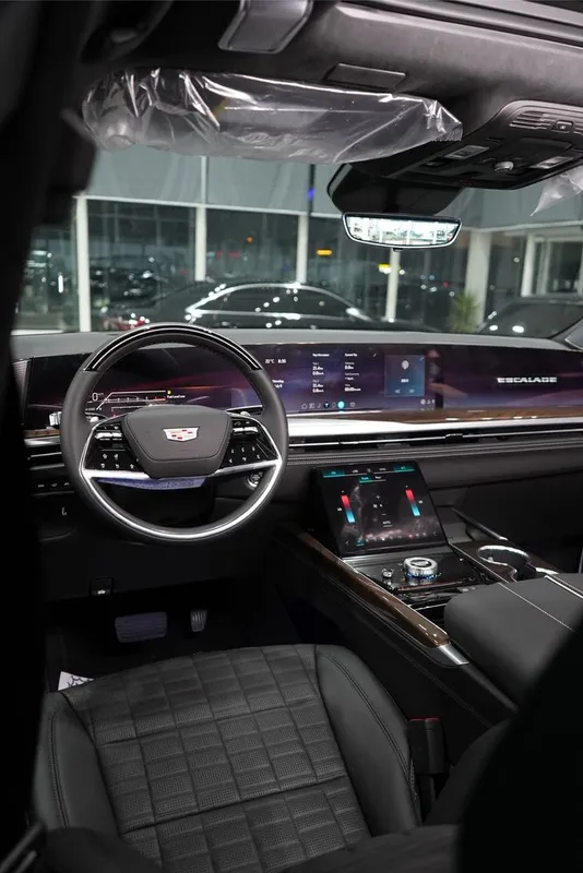 Cadillac Escalade platinum sport long 5 Cadillac Escalade platinum sport long 5