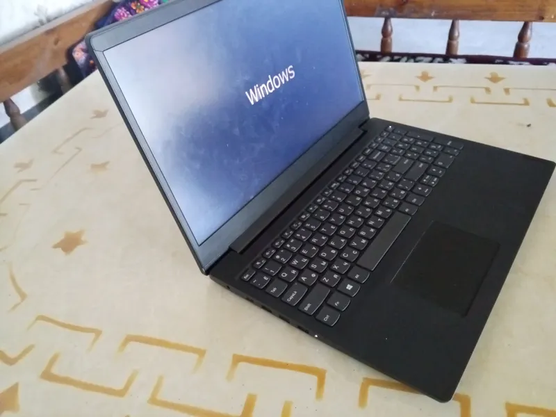 Lenovo rusumli noutbuk 2