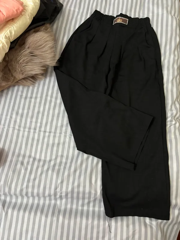 Qiz bola uchun maktab shimlari 2 Qiz bola uchun maktab shimlari 2