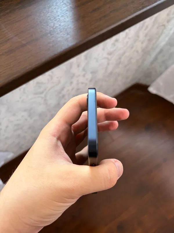 IPhone 12 4