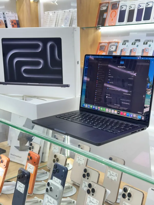 MacBook Pro M5 16-1trb