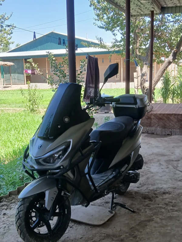 YADAYA MOTORS