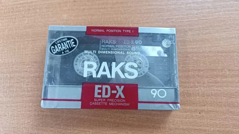 аудио кассета RAKS новая в упаковке