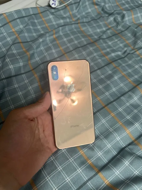 iPhone XS 64 ГБ, золотой 1 iPhone XS 64 ГБ, золотой 1