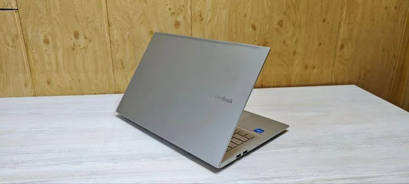 ASUS VivoBook OLED — фото 1