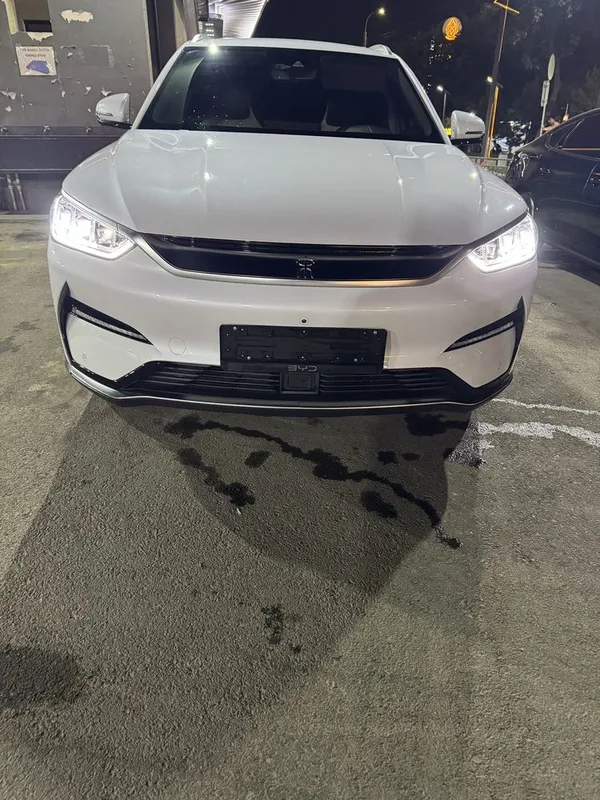 BYD son plus flagship