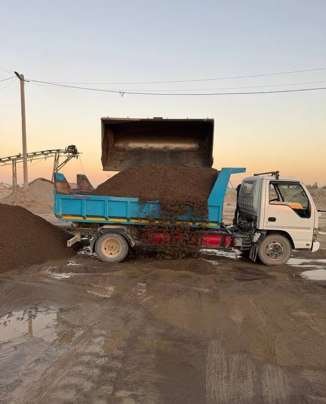 Вывоз строительного мусора вывоз мусора vivoz musur stroi musor ISUZU 4