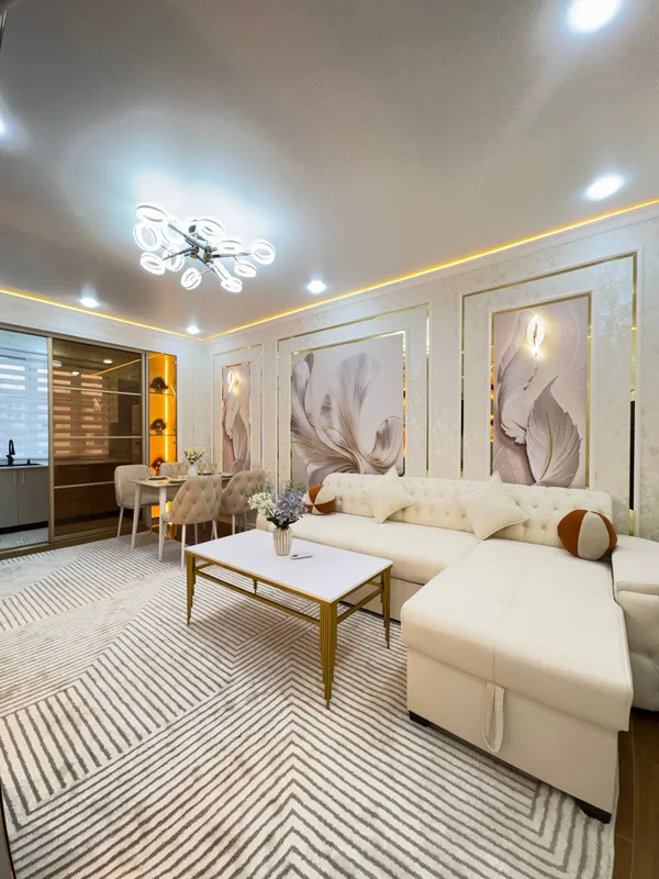 срочно продажа квартира рядом Метро — фото 1