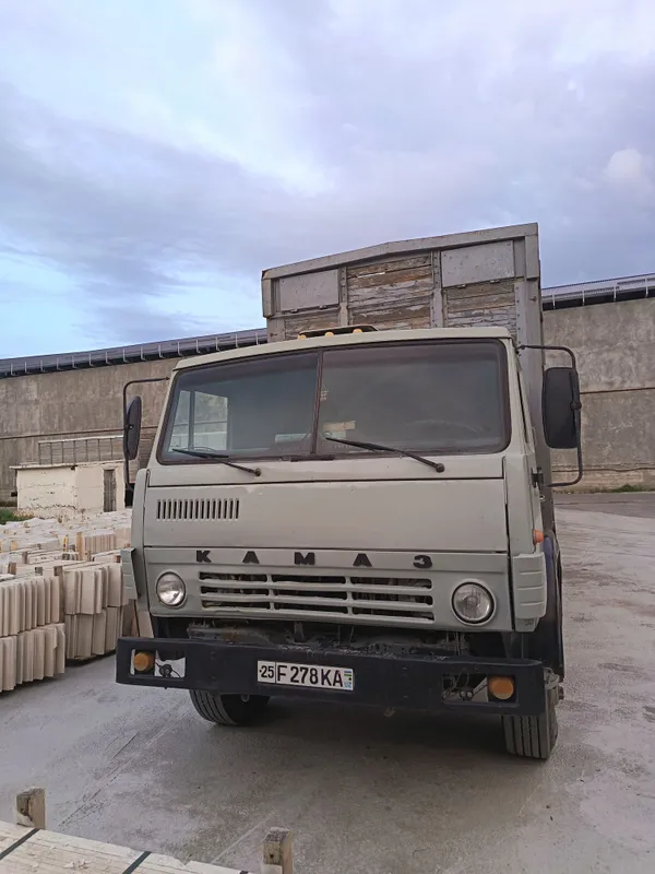 Kamaz pritsep sotiladi 1 Kamaz pritsep sotiladi 1