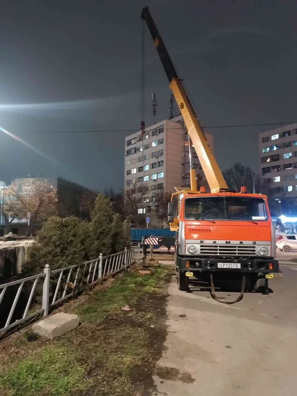 Kamaz kran 22 metir 16 To'na — фото 3