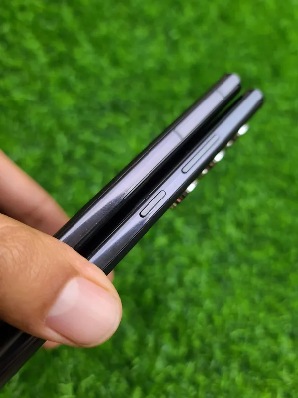 Samsung Galaxy S22 Ultra 5G. OzU 12/256 GB. 4 Samsung Galaxy S22 Ultra 5G. OzU 12/256 GB. 4