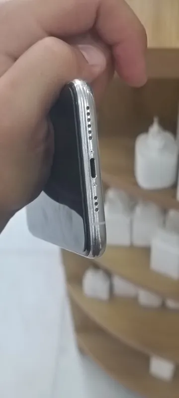 iPhone 11 Pro 4 iPhone 11 Pro 4