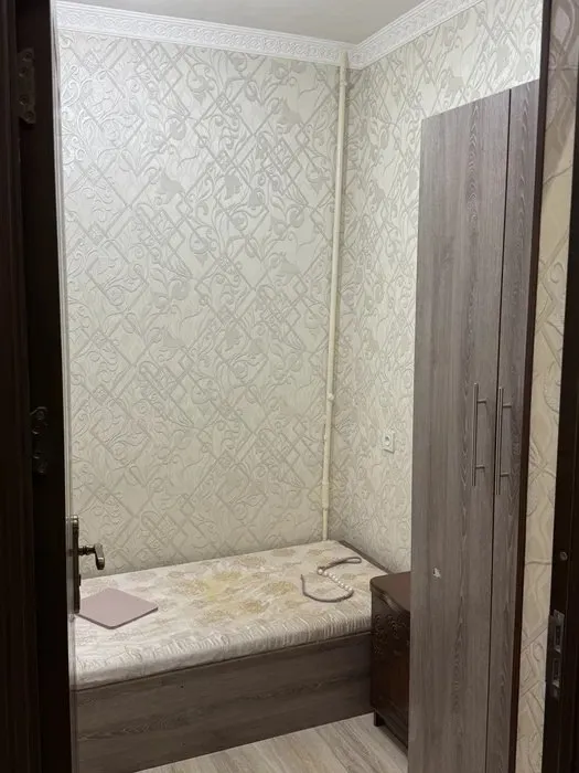 Toshkent, Chilonzor-5da 4 xonali kvartira ijaraga beriladi, mo‘ljal: Novza metro 6