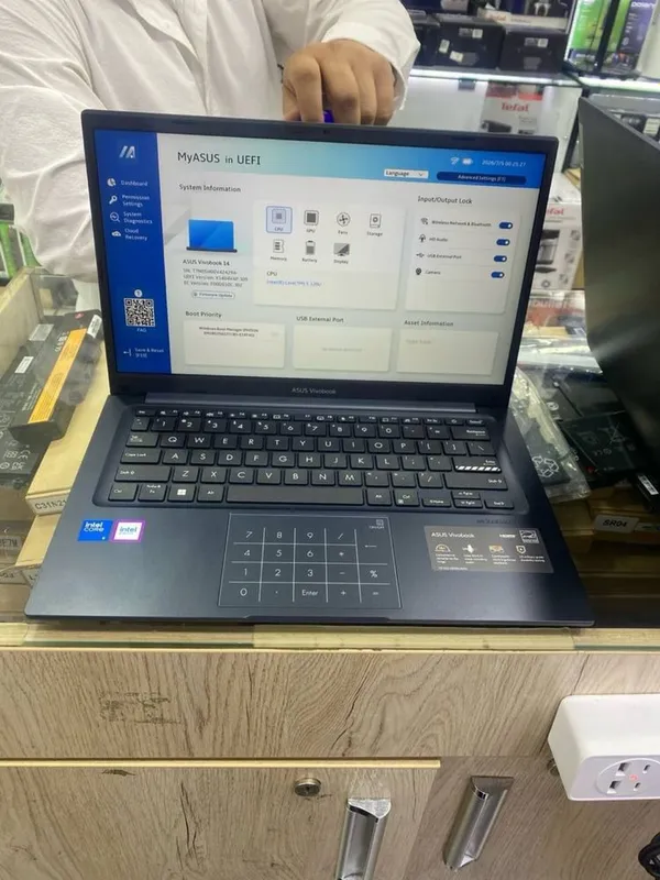 Арзон нархларда жудаям коп ноутбооклар 389$ 1
