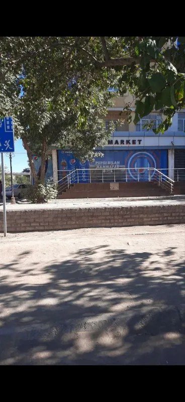 Урганч шахри марказида йул буйида жойлашган дукон ижарага берилади — фото 2