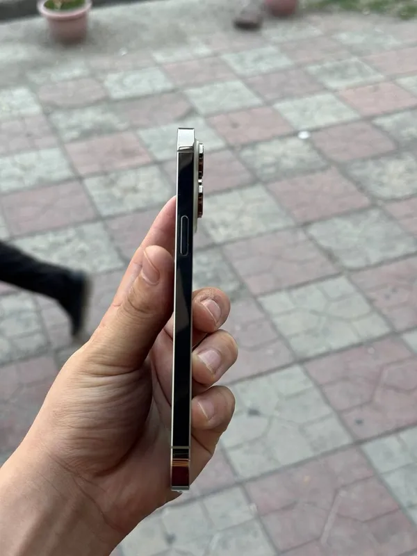IPhone 14 Pro Max 4