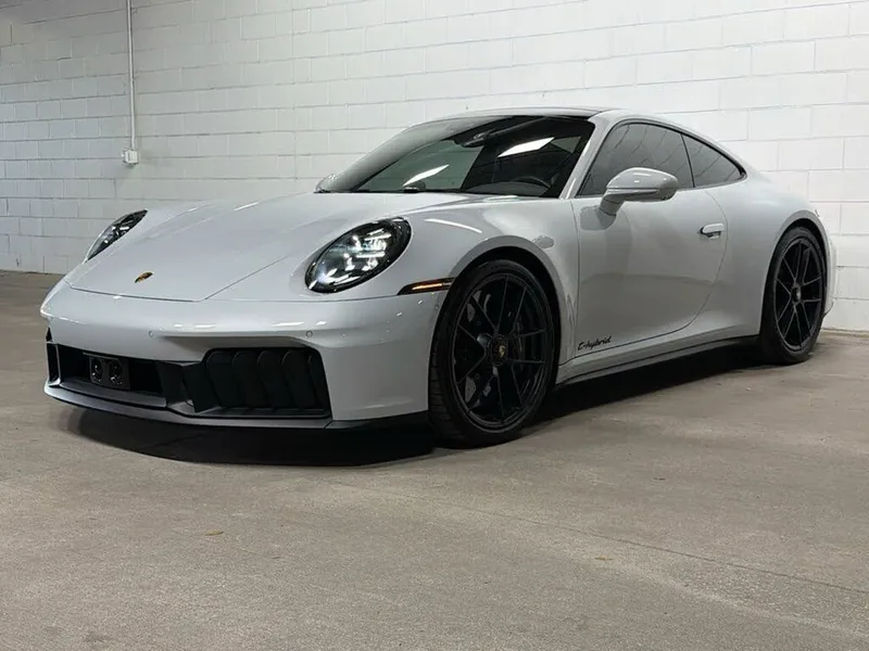 40% тулов билан Porsche 911 Carrera 4 GTS уз номизга — фото 1