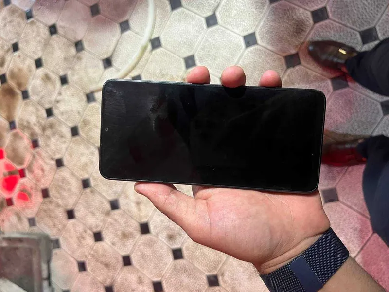 Redmi 13c Sotiladi