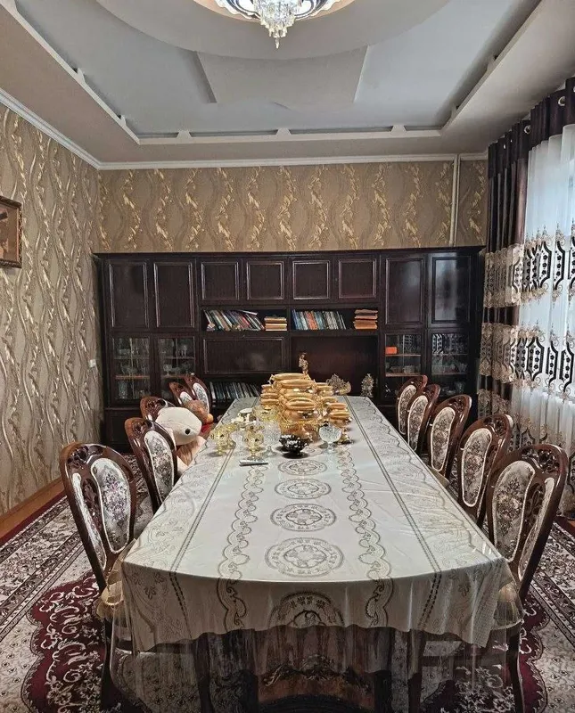 Ховли сотилади, Умид кургони 7