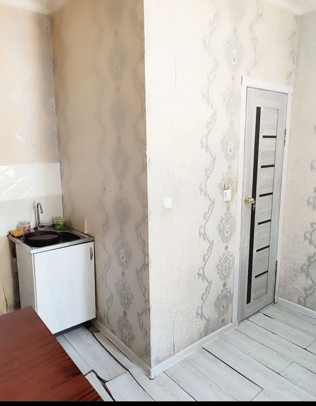 Sotuv 1/1/4, Chilonzor 20, g‘isht, 18 m², 8 Sotuv 1/1/4, Chilonzor 20, g‘isht, 18 m², 8