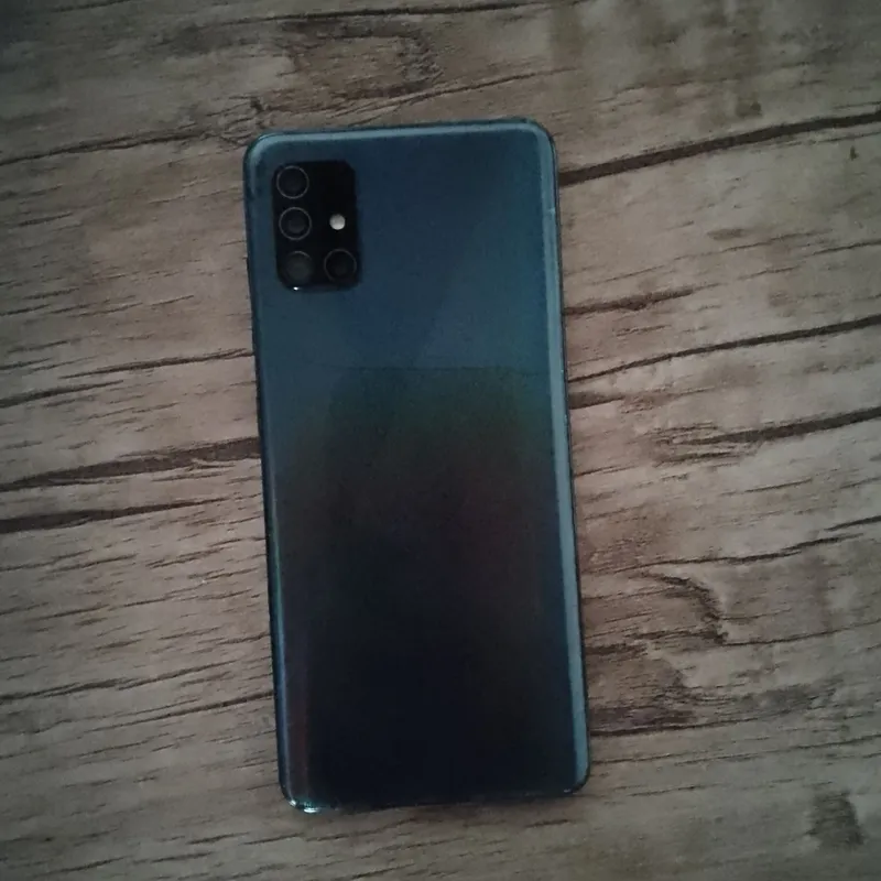 Samsung galaxy a51 ideal obmen bor iphane 11 ga daplat qushaman 3 Samsung galaxy a51 ideal obmen bor iphane 11 ga daplat qushaman 3