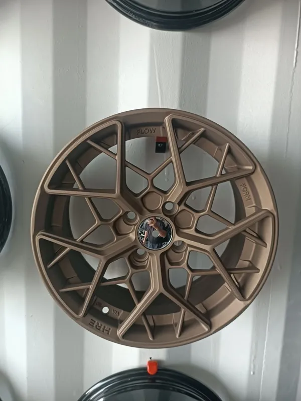 15 R diska universal Nexa Onix Saprk Cobolt Jentra Lasetti Epica 3