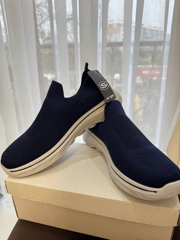Продажа летней обуви Skechers 47 размер Великан 2 Продажа летней обуви Skechers 47 размер Великан 2