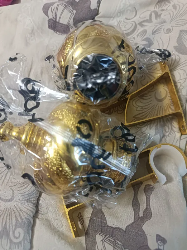 золотой карниз