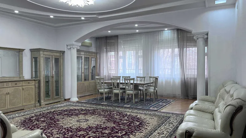 Фидокор (Чехова)ул. 4-комнатная квартира 160 м² укомплектованая 1