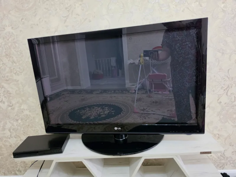 LG Telivizor 42talik 1