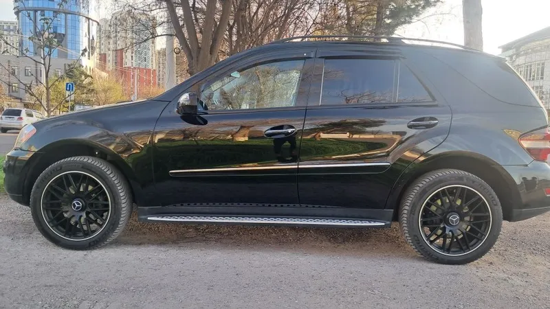 Mercedes Benz ML 350 6 Mercedes Benz ML 350 6