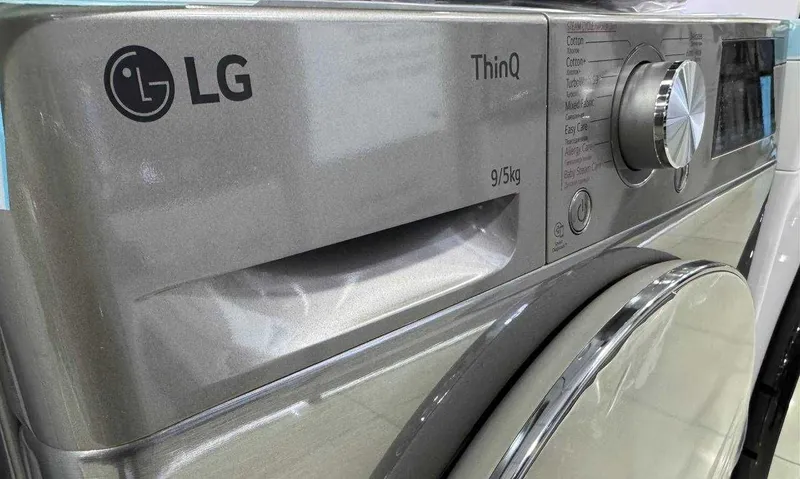 Стиральная машина с сушкой LG 9/5 кг L5C0905PSGC AI DD TurboWash Steam — фото 1